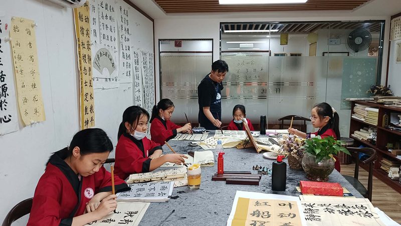 揭秘成人教育远程网上正规平台：如何选择适合自己的学习平台